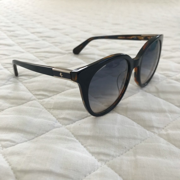Kate Spade Akayla Sunglasses in Blue